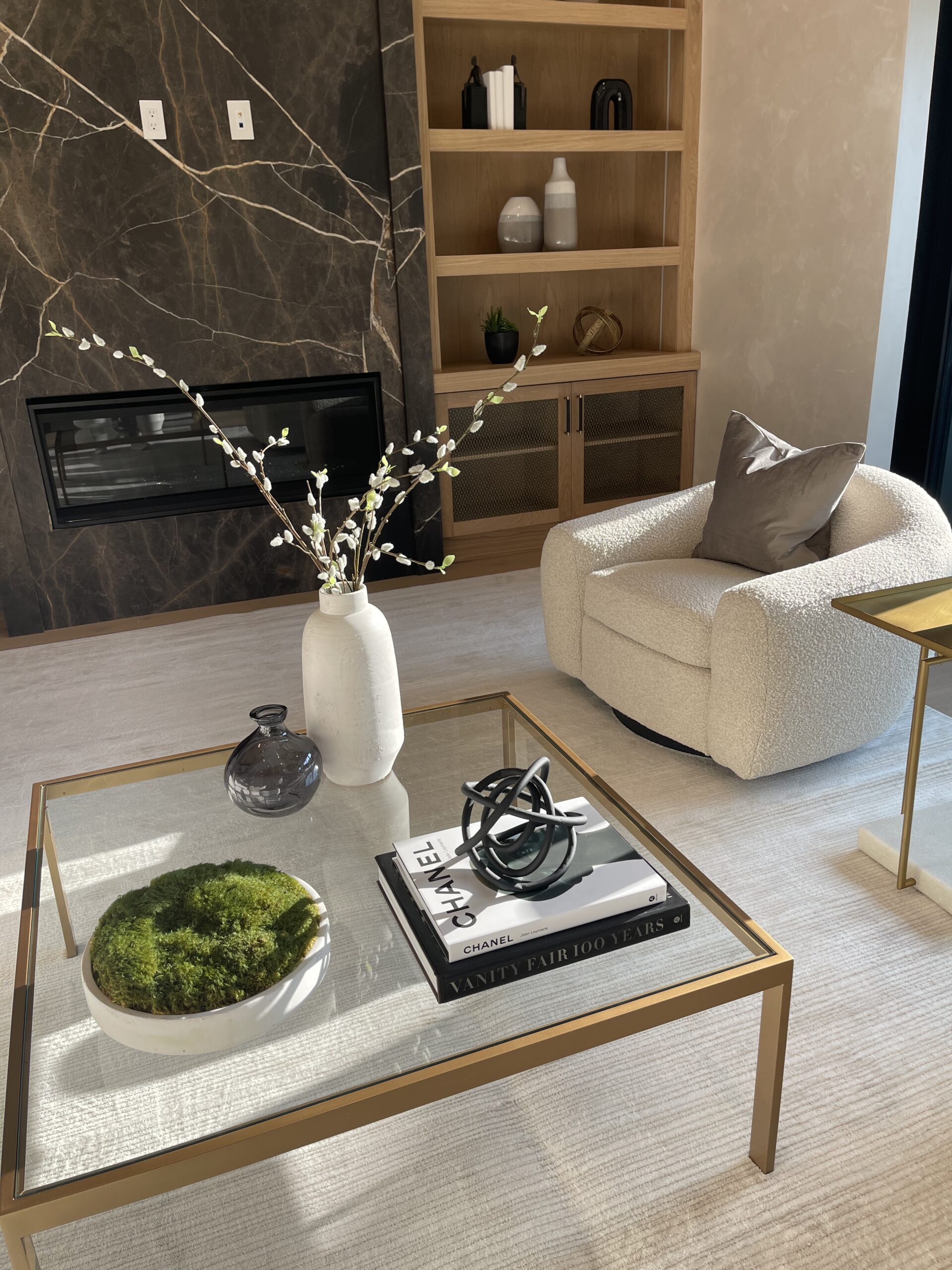 Luxury Los Angeles showcase home staged for buyer attraction and engagement